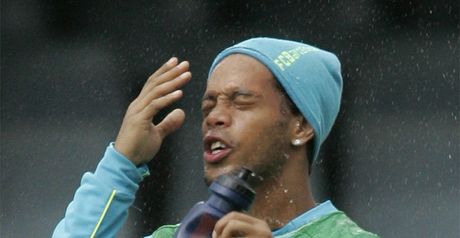 Ronaldinho: Criticised