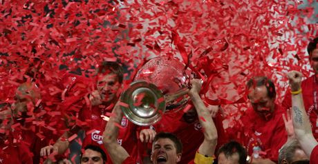 Steven Gerrard lifts the Champions League trophy in 2005