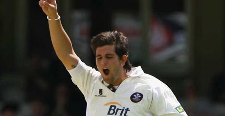 Dernbach: Sticking with Surrey