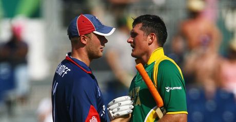 Flintoff (left) and Smith shake hands at last year's World Twenty20