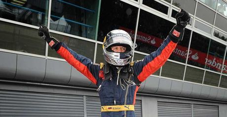Vettel: Maiden pole