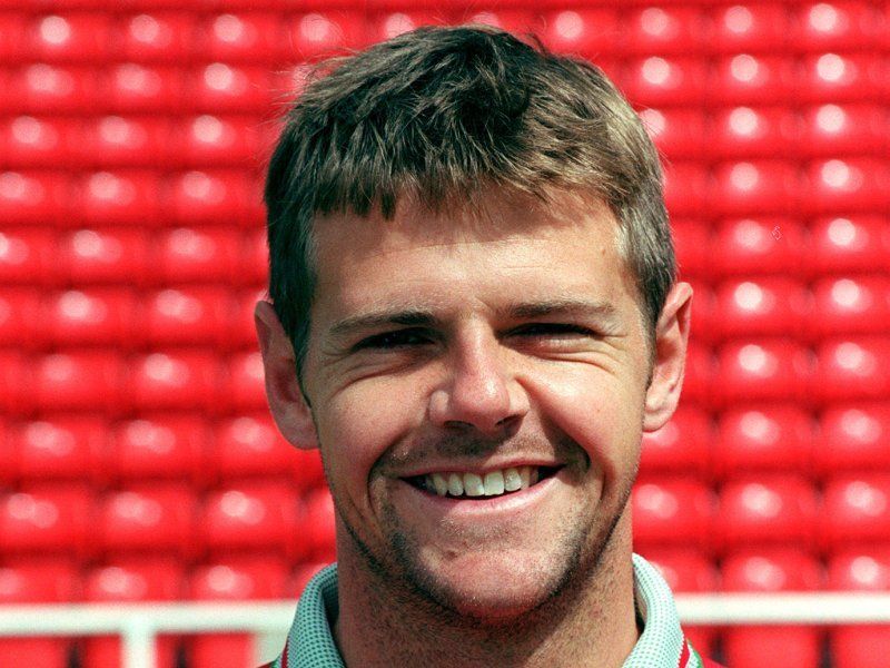 Mark Robinson (footballer, born 1968) Alchetron, the free social encyclopedia