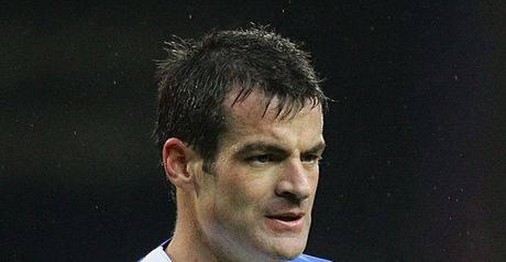 Nelsen: Backed sacking