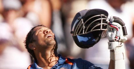 Tendulkar: Abdominal injury
