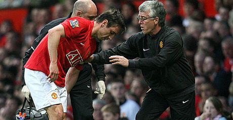 Neville: Injury setback