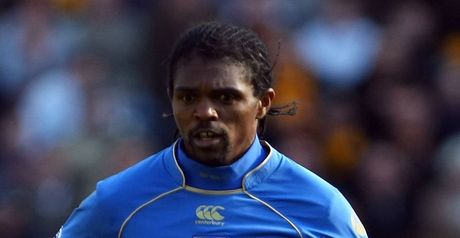 Kanu: Set to stay