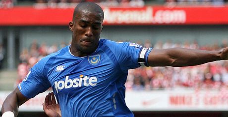 Distin: Heading to Everton