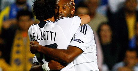Anelka celebrates goal with Belletti