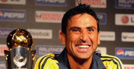 Younus: hairline fracture