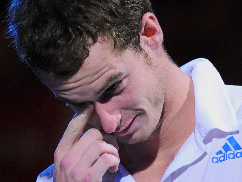 In his second grand slam final, that man Roger Federer once again shattered the Scot's dreams 3-6, 4-6, 6-7.