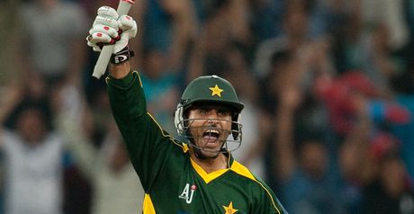 Razzaq: Hampshire contract