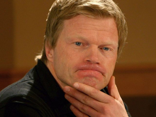 Kahn - not impressed with English 'keepers.