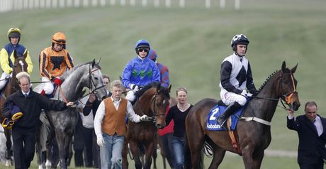 Dunguib (right): Returns at Leopardstown