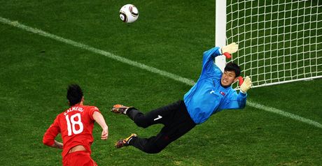 Almeida heads home Portugal's third goal from Coentrao's cross