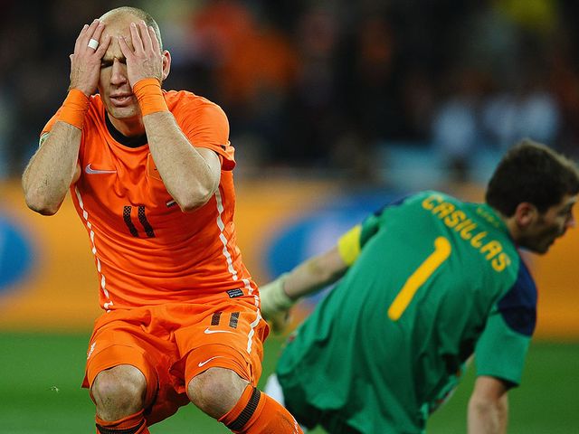Arjen Robben went close for the Dutch.&nbsp;
