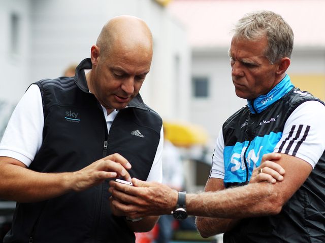 Shane Sutton (r): Involved in an accident