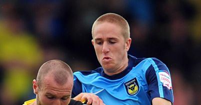 Hall (r): Went close for United