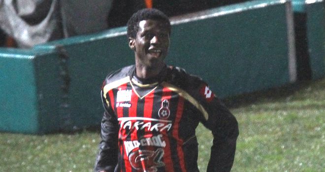 Mouloungui: Rejected Hammers switch as he is happy at Nice