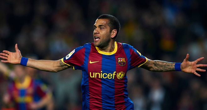 Dani Alves: Ignoring Real Madrid mind-games