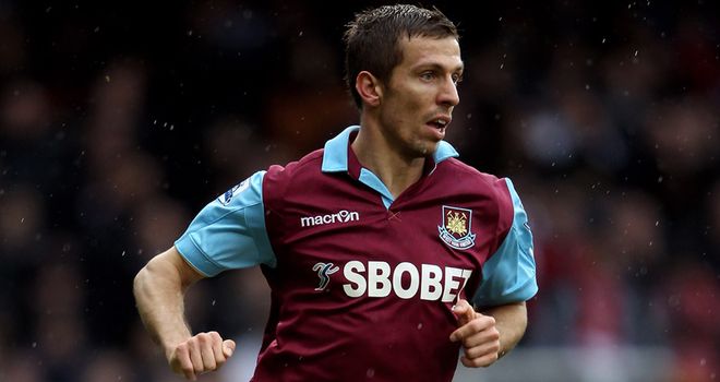 Gary O'Neil: Made return to action in reserves after seven-and-a-half months out