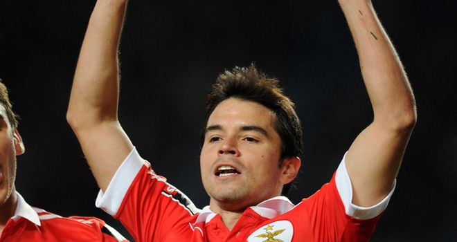 Javier Saviola: Malaga bring the Argentina international back to La Liga
