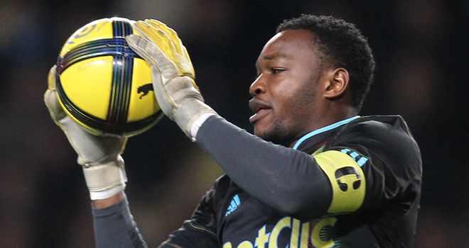 Steve Mandanda: Recognises that not many top clubs are in the market for a new goalkeeper