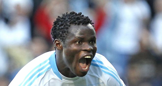 Taiwo: Sang with supporters after lifting the French Cup