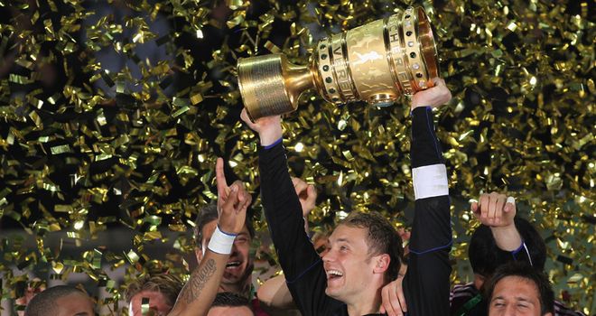 Neuer: Won't renew his contract with Schalke and has been linked with Bayern Munich