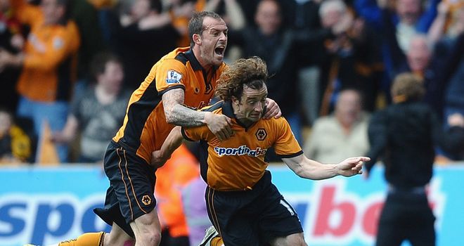 Stephen Hunt: Wolves midfielder felt refereeing decisions cost his side