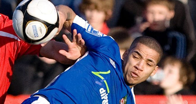 Curtis Obeng: Three-and-a-half-year contract at the Liberty Stadium