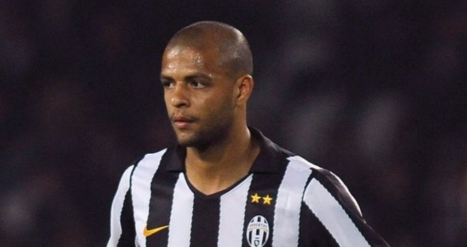 Felipe Melo: Midfielder has agreed personal terms to stay at Galatasaray following a loan from Juventus