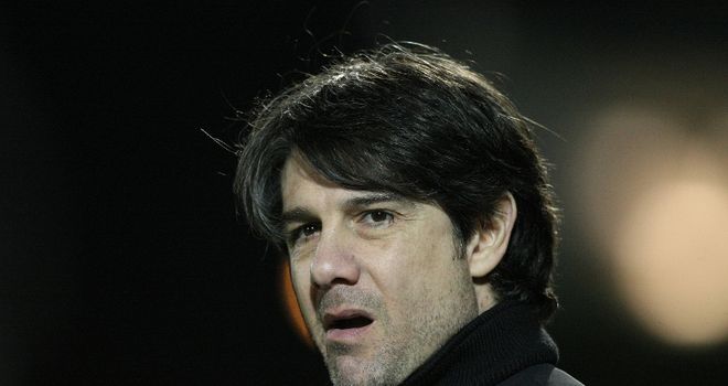 Peschisolido: Eyes goalkeeper