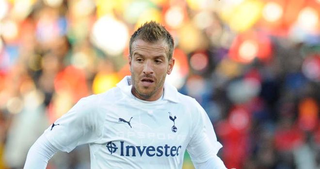 Van der Vaart: Unhappy at playing on the wing and getting substituted in the North London derby