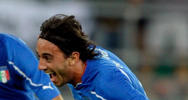Alberto Aquilani: Needs to play 25 matches for Milan this season