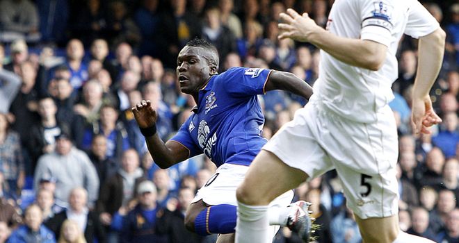 Drenthe: Scores his first Everton goal deep into stoppage time