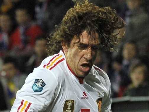Carles Puyol: Knee op