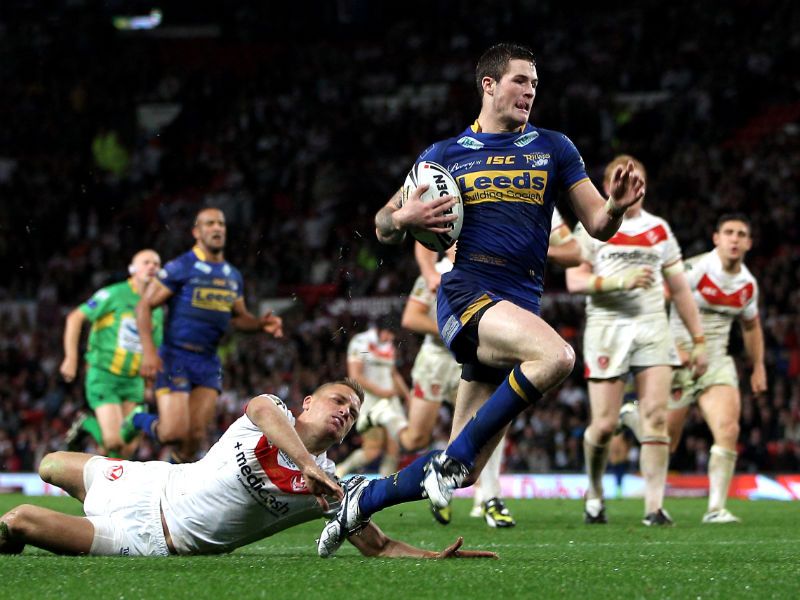 Zac Hardaker rounded out a stunning night for the Rhinos by running in a fifth try in the closing seconds of an absorbing contest.