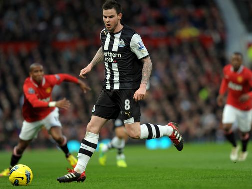 Danny Guthrie: Has joined Reading