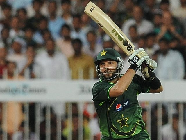Shahid Afridi: Hit 75 for Pakistan