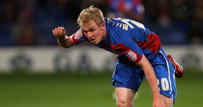 Jonny Williams: Praise from Holloway