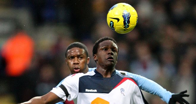 Charles N'Zogbia: Villa boss Alex McLeish wants winger to show consistency for new club