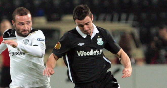 Enda Stevens: Villa sign young Irish defender for the future