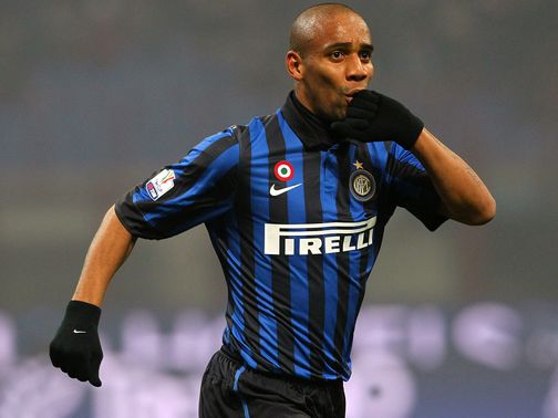 Maicon: Could stay at Inter