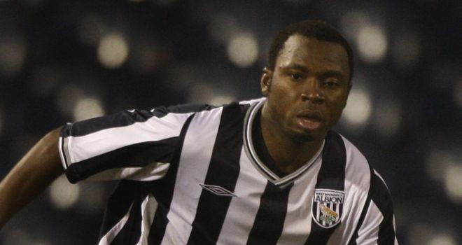 Elford-Alliyu: Set to join Bury on one-year deal