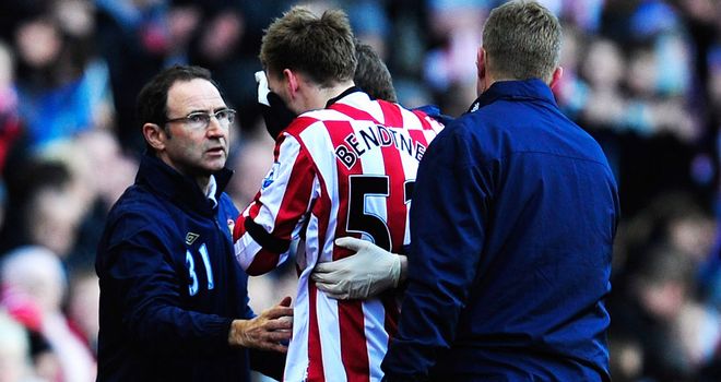 Nicklas Bendtner: Sunderland boss Martin O'Neill is on the look-out for a striker after the Dane suffered a broken nose against Swansea