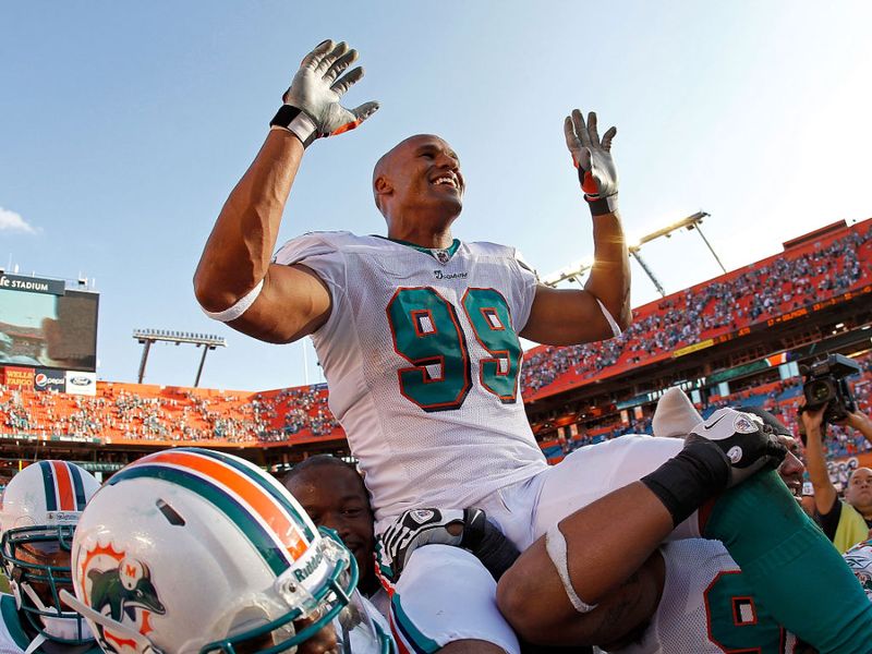 Retiring legend Jason Taylor is given a victorious send-off by the Miami Dolphins