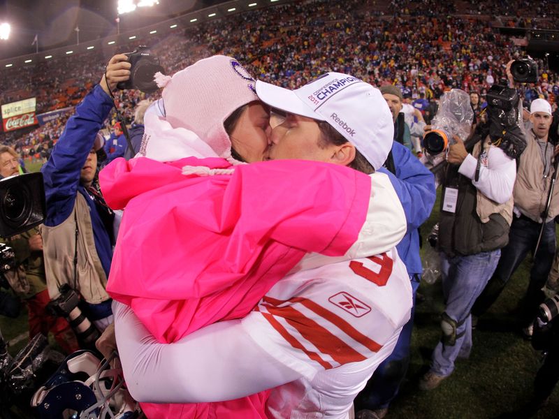 Greenock-born Tynes earned a kiss from wife Amanda after repeating the trick of his winning kick in the same game four years earlier.