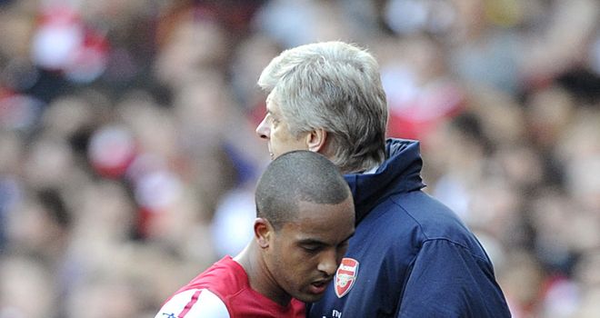 Arsene Wenger: Worried about Theo Walcott's contract situation at Arsenal