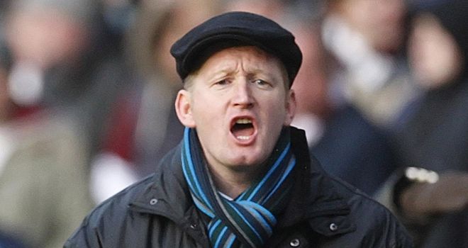 Steve Lomas: St Johnstone boss praised team