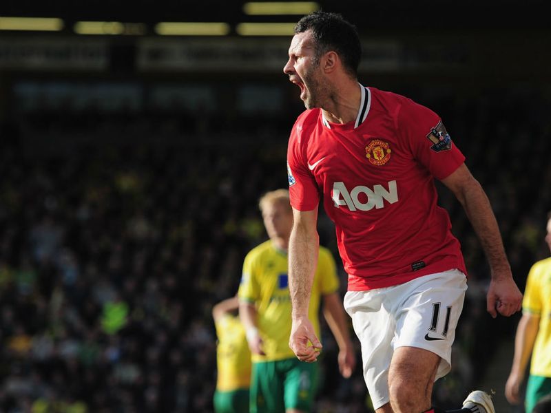 On his 900th appearance for the club Giggs scored a last gasp winner at Norwich to keep United's title tilt on track.